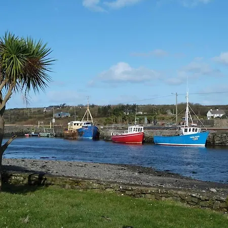 4 Bed In Oc-ii15582 Holiday home Carrigaholt